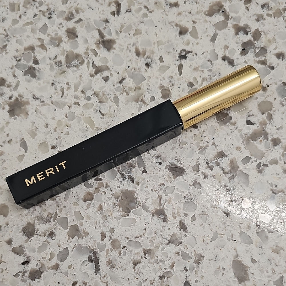Merit Black Mascara